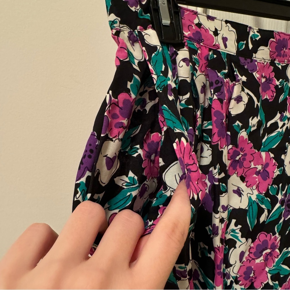 Vintage 90s Alan‎ Edward’s Floral Midi Skirt - Picture 4 of 8
